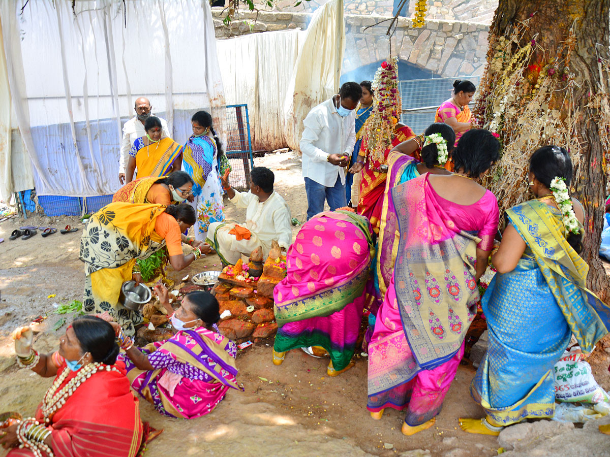 Ashada Masam Bonalu Ends At Golconda Hyderabad Photo Gallery - Sakshi6