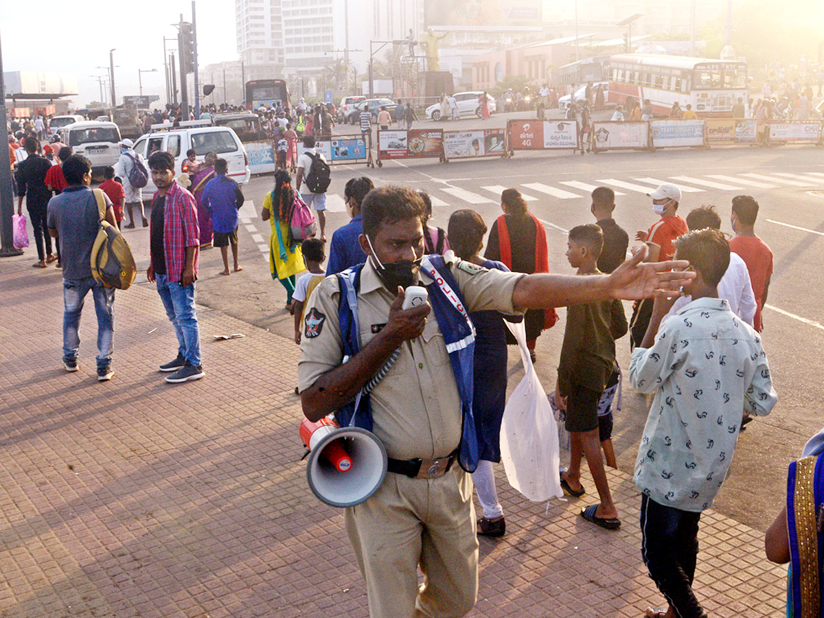 visakhapatnam beach images - Sakshi11