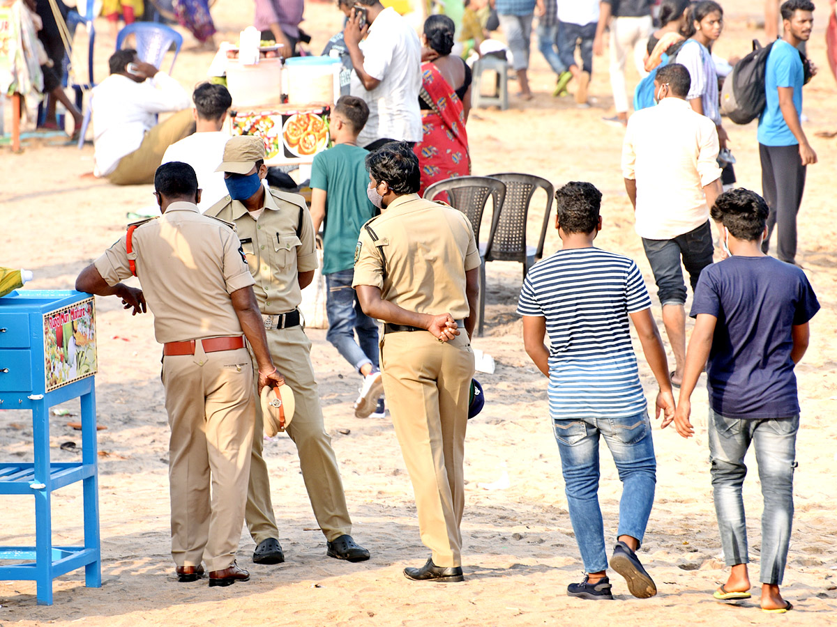 visakhapatnam beach images - Sakshi12