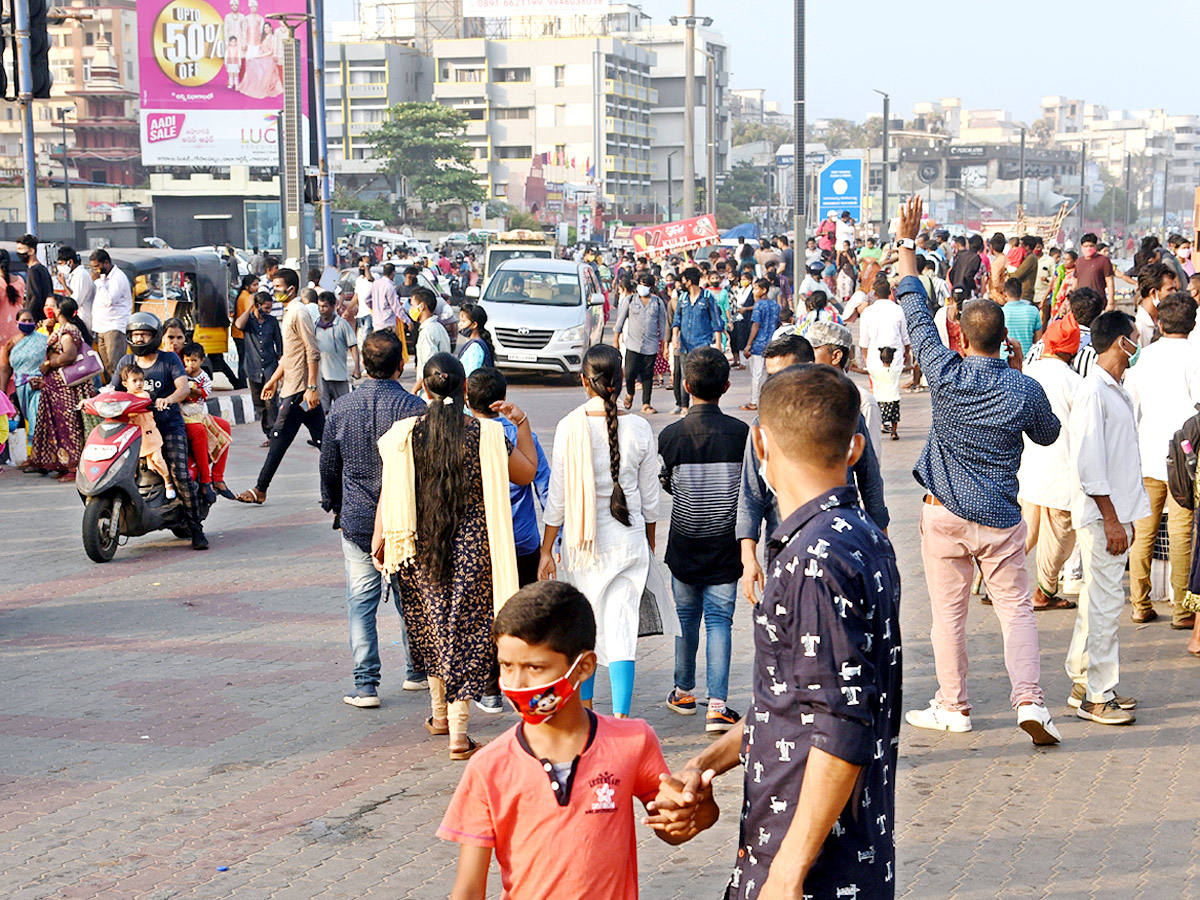 visakhapatnam beach images - Sakshi15