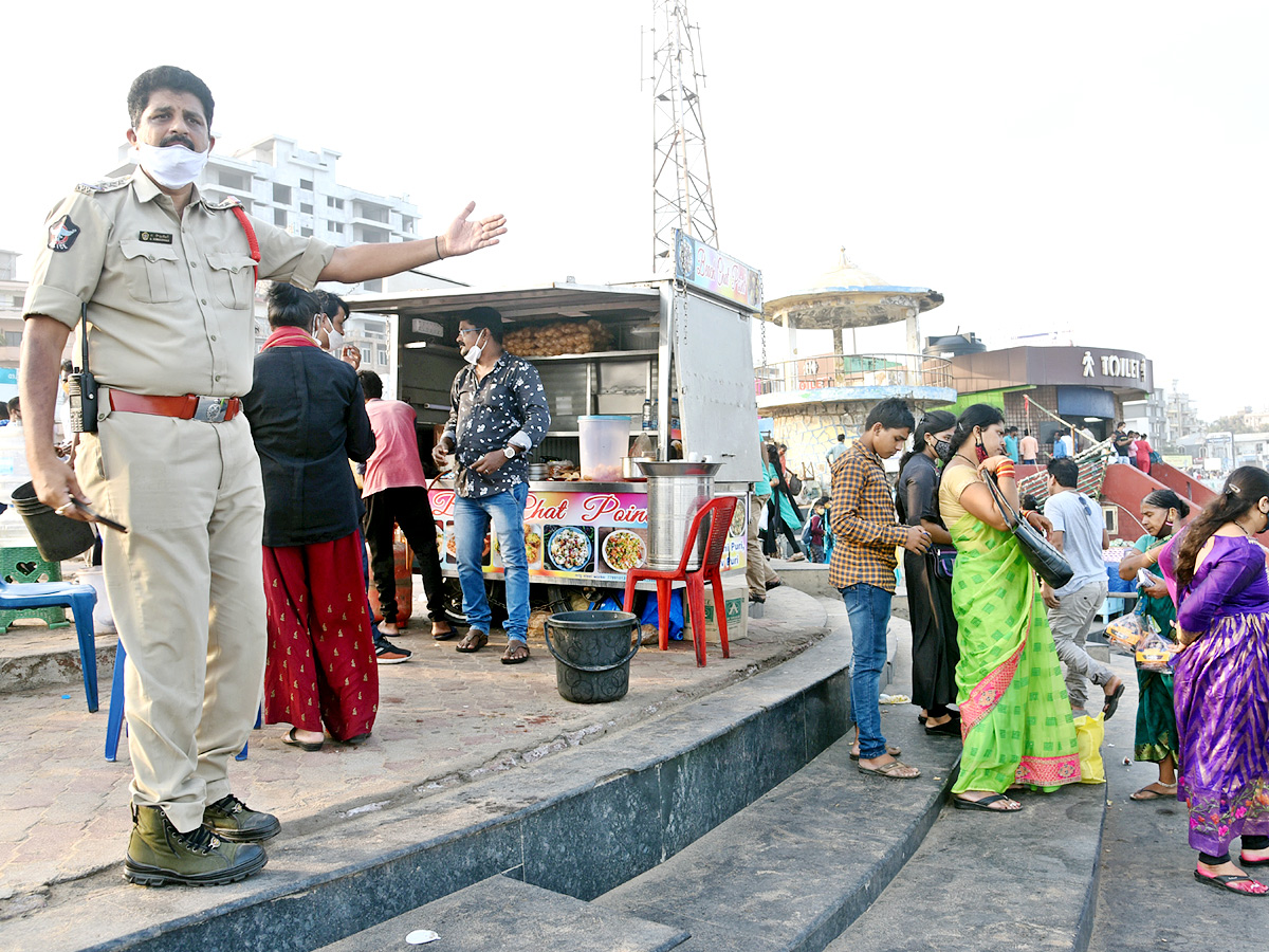 visakhapatnam beach images - Sakshi3