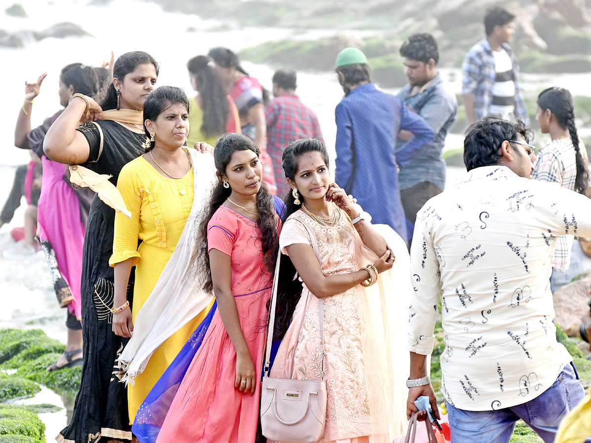 visakhapatnam beach images - Sakshi6