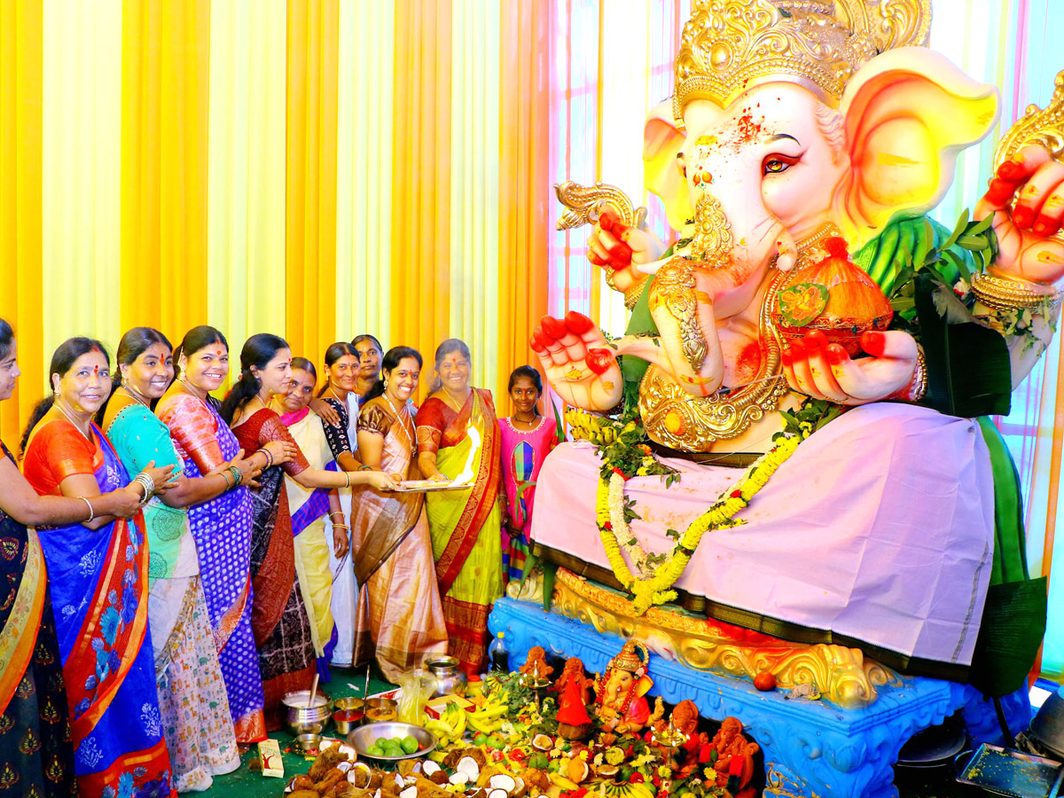 Vinayaka Chavithi 2021 Photo Gallery - Sakshi8