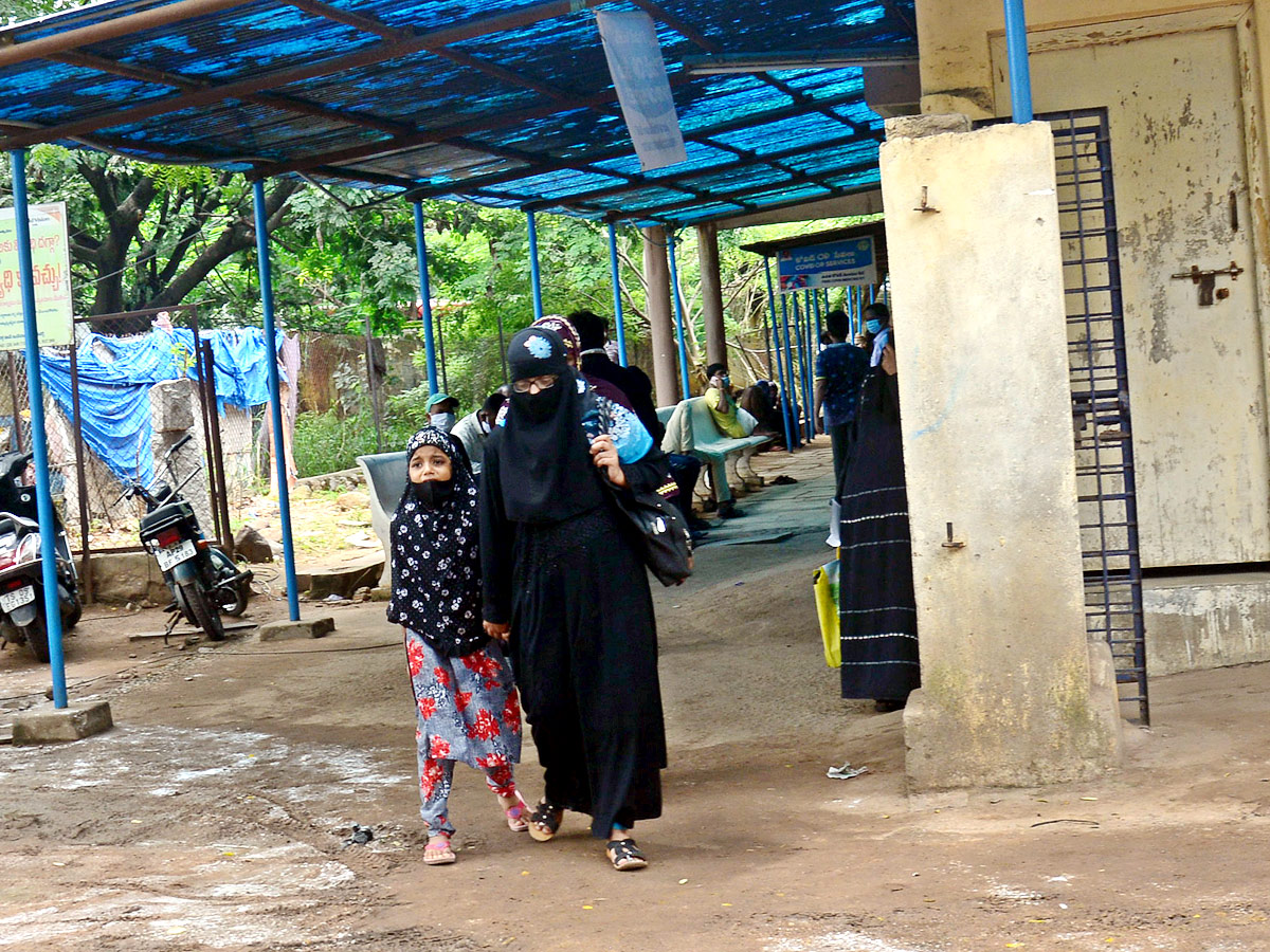 Patient Queue For Fever Hospital Photo Gallery - Sakshi8
