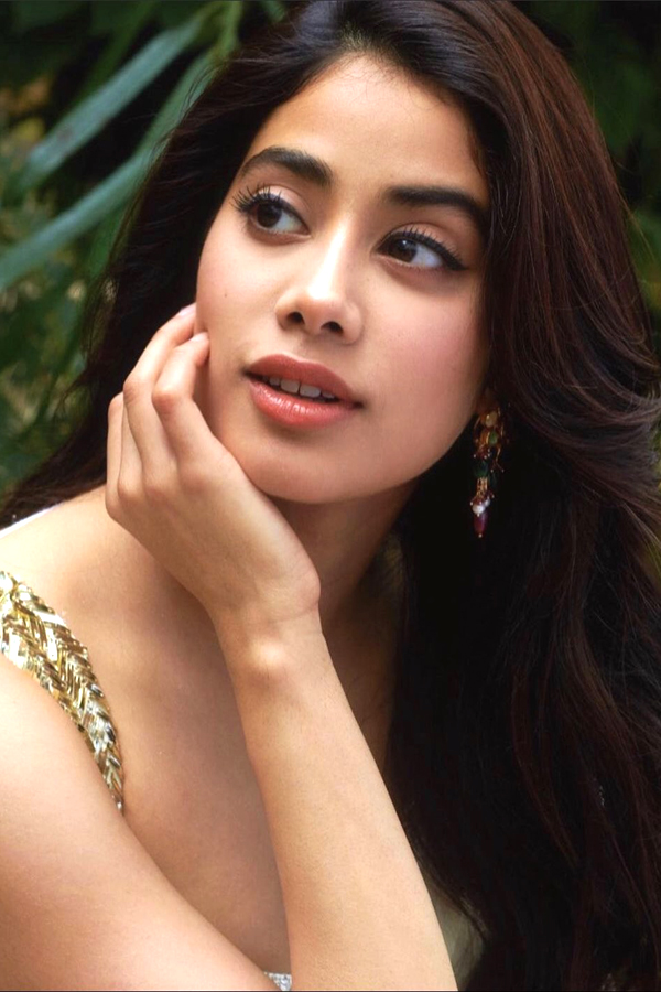 Janhvi Kapoor HD Wallpapers - Sakshi11