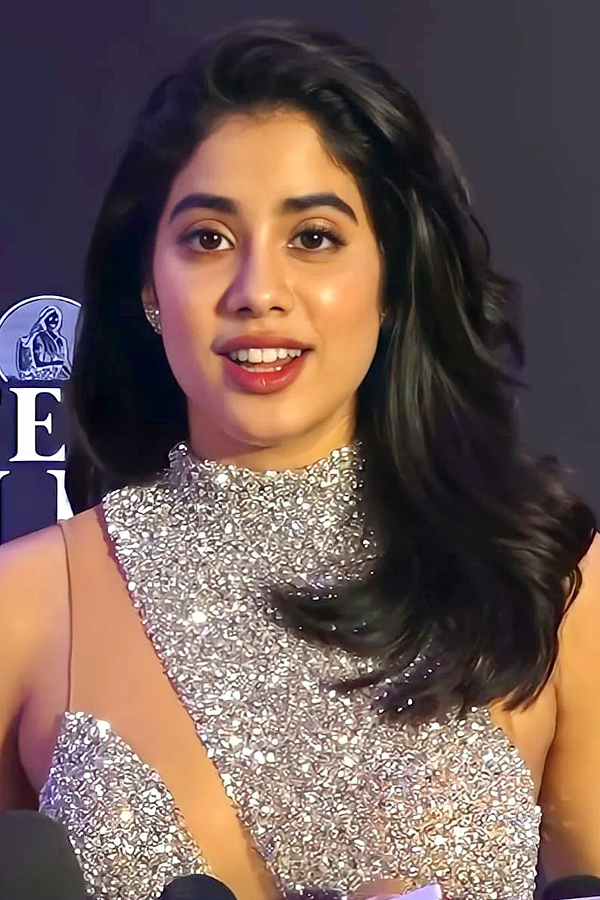 Janhvi Kapoor HD Wallpapers - Sakshi13