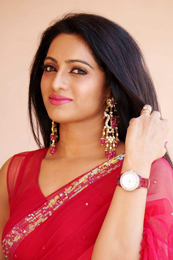 Anchor Udaya Bhanu Photo Gallery - Sakshi8