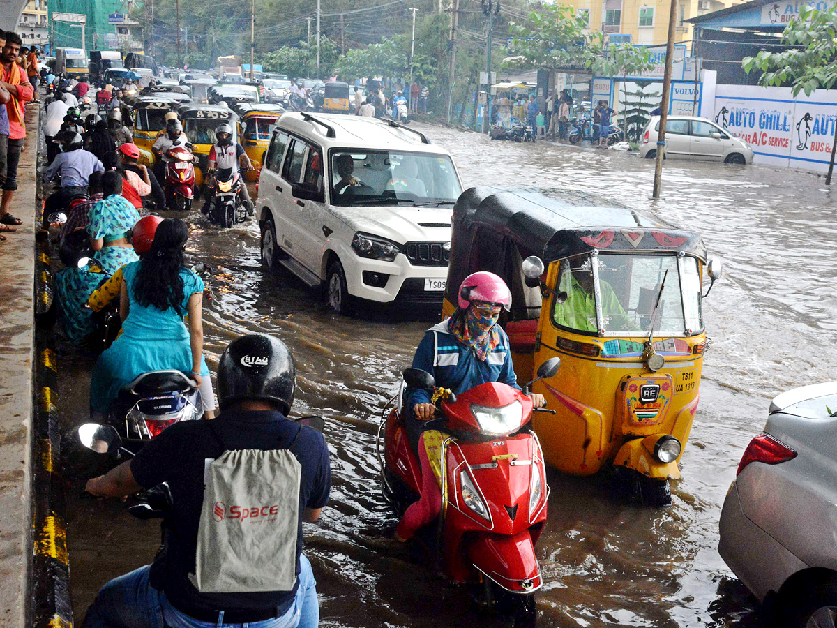 Heavy Rains In Hyderabad - Sakshi21
