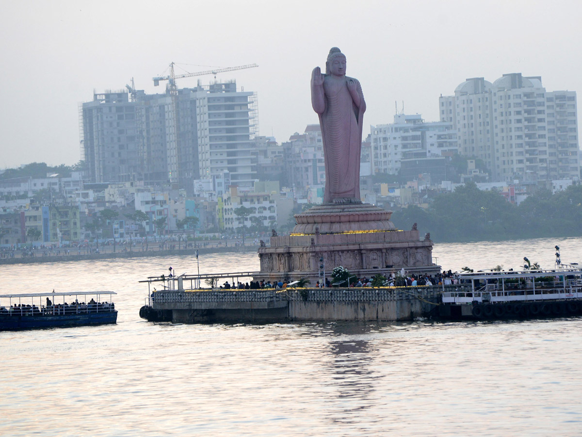 Sunday Funday at Tankbund PHoto Gallery - Sakshi19