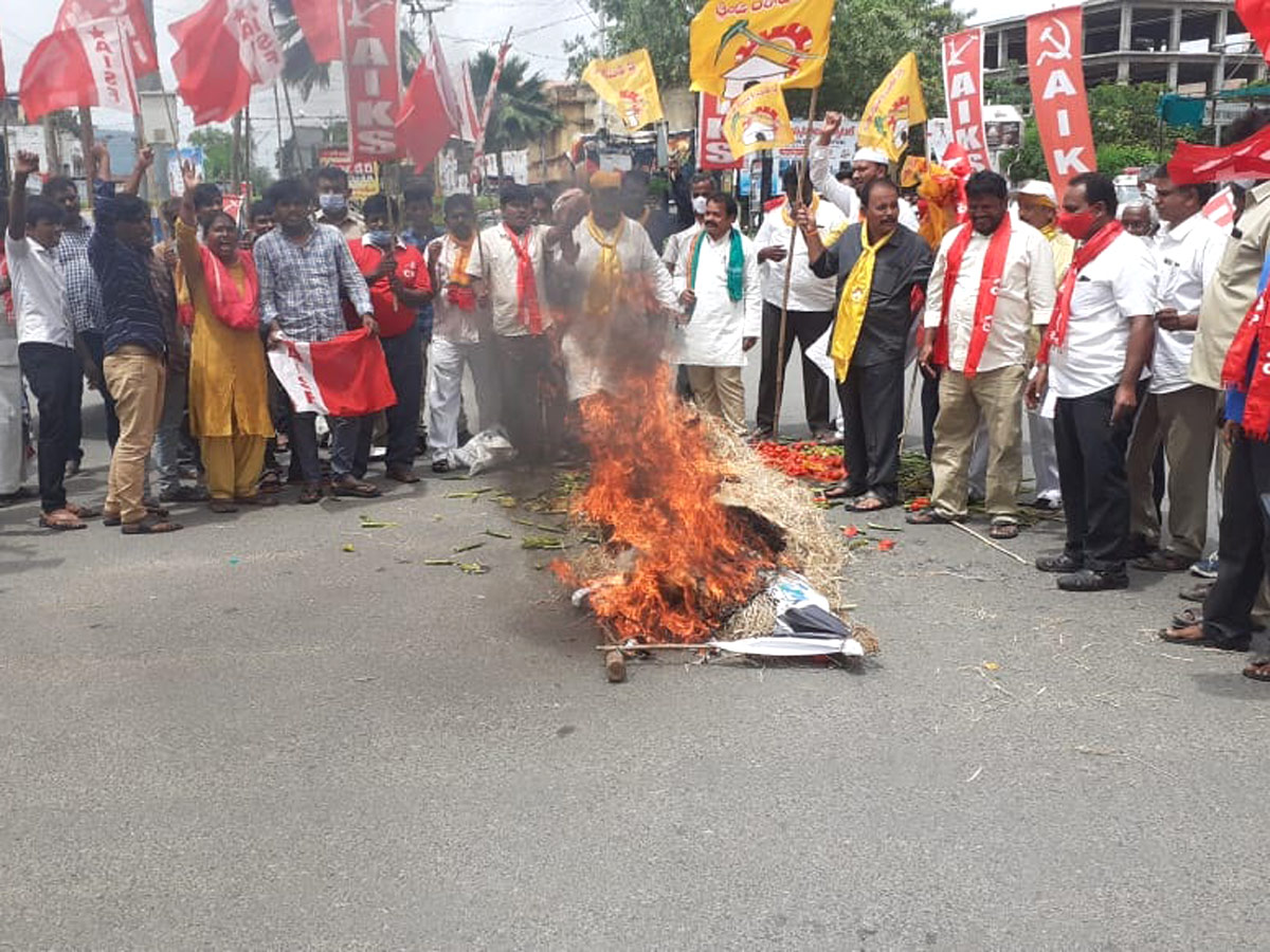 Bharat Bandh in Telugu States Photo Gallery - Sakshi2