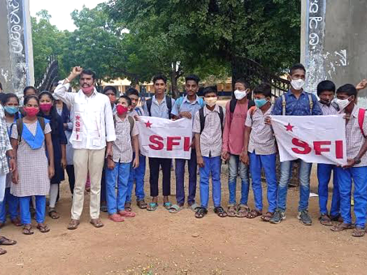 Bharat Bandh in Telugu States Photo Gallery - Sakshi7