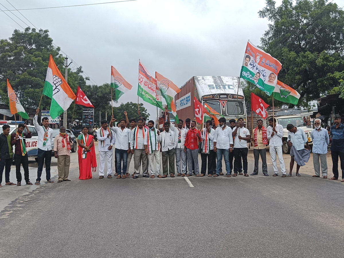 Bharat Bandh in Telugu States Photo Gallery - Sakshi9