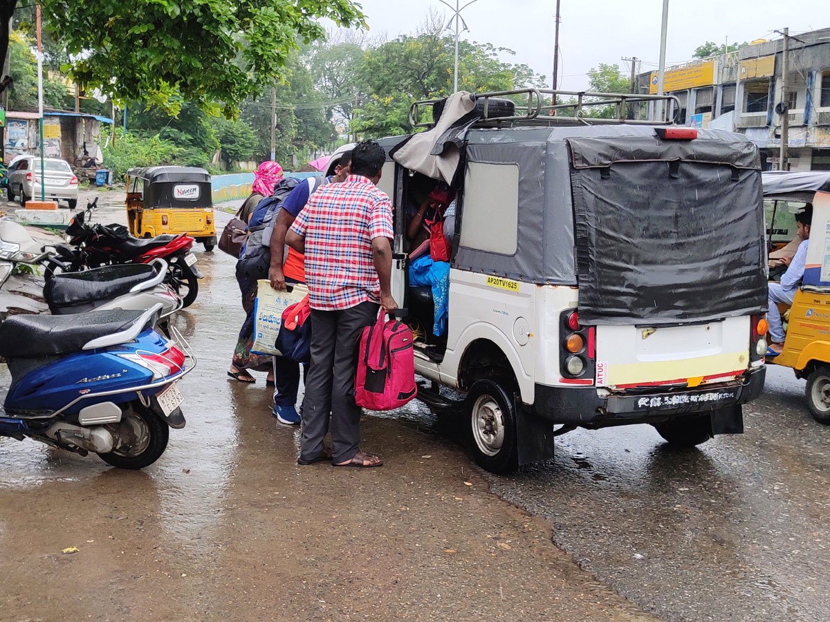 Bharat Bandh in Telugu States Photo Gallery - Sakshi14
