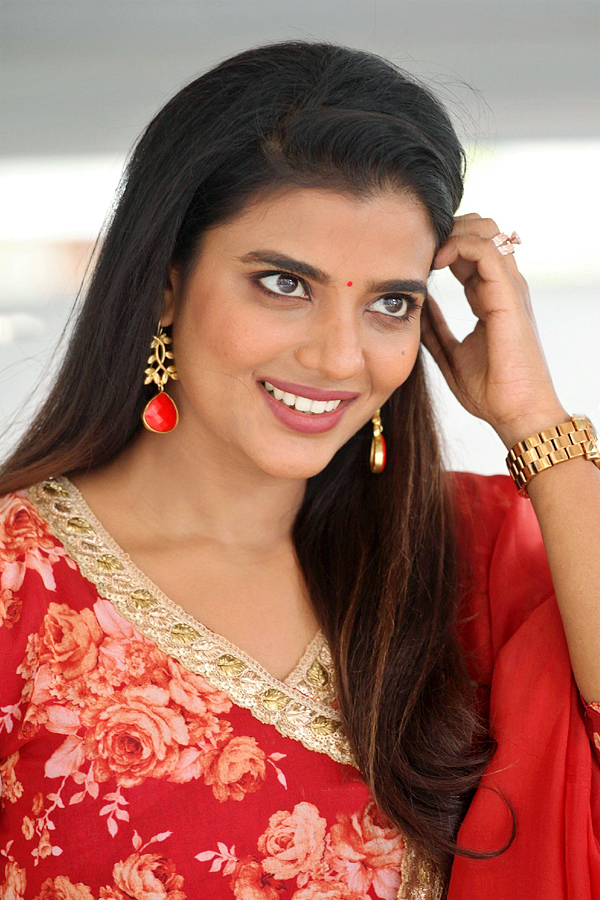 Aishwarya Rajesh Photo Gallery - Sakshi5