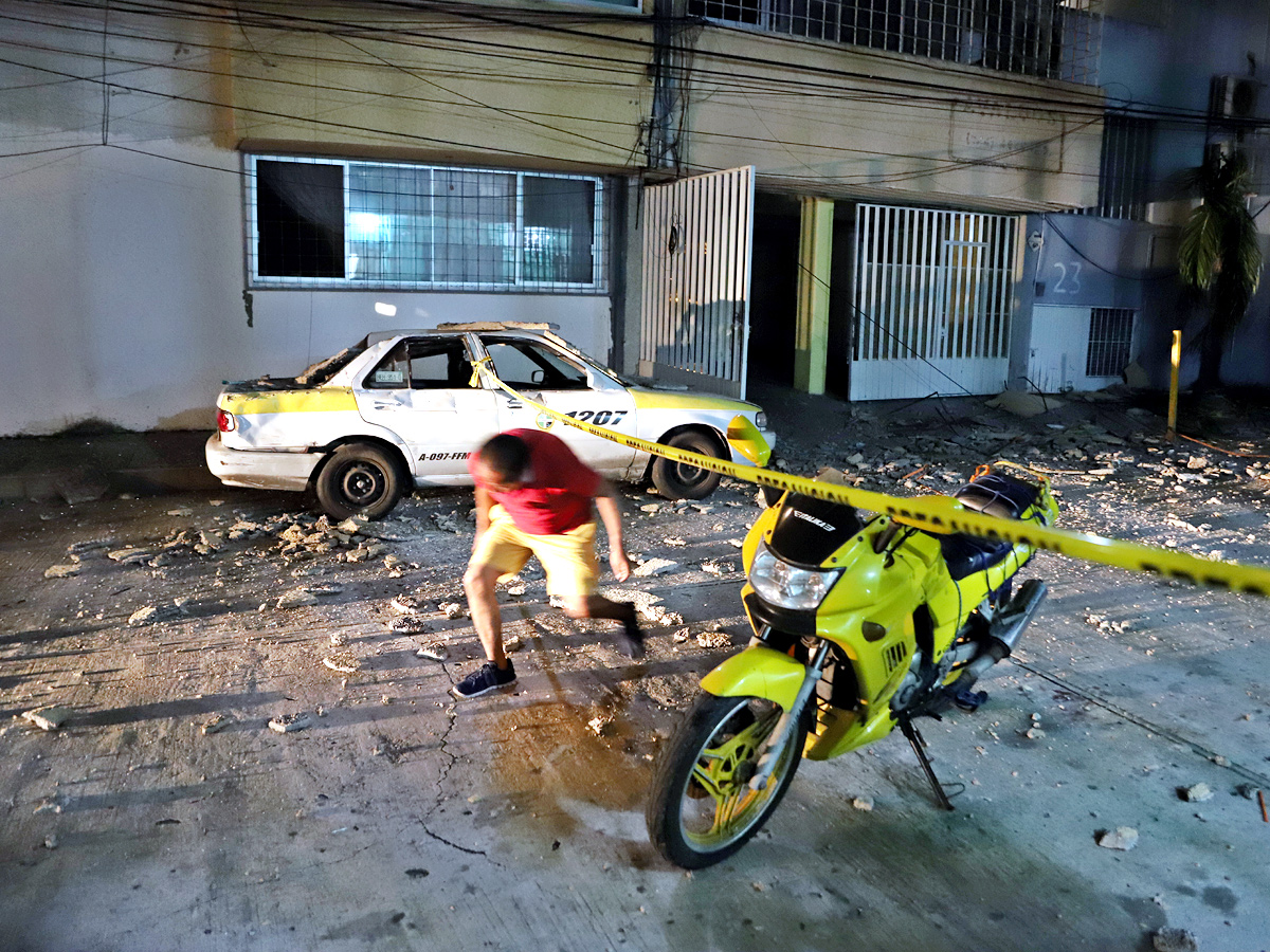 Earthquake Strikes Mexico - Sakshi27