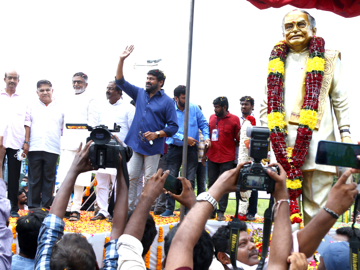 Chiranjeevi Visiting Rajahmundry Photo Gallery - Sakshi1