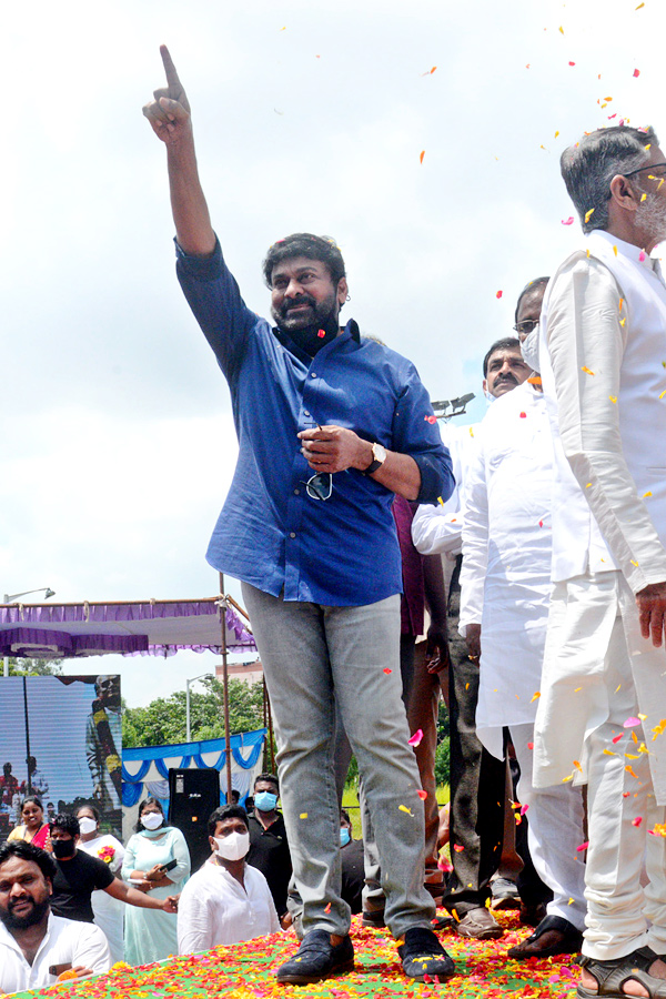 Chiranjeevi Visiting Rajahmundry Photo Gallery - Sakshi12