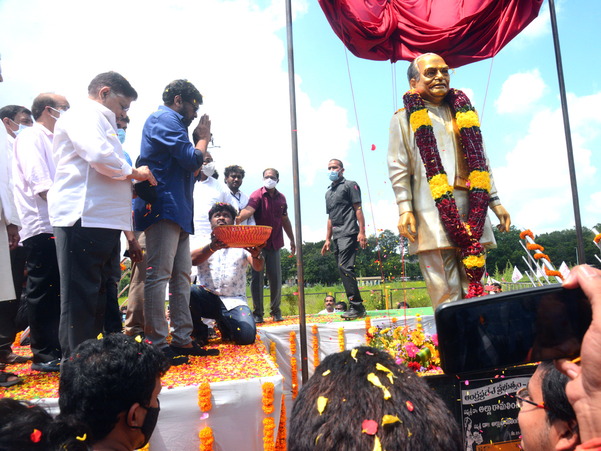 Chiranjeevi Visiting Rajahmundry Photo Gallery - Sakshi4