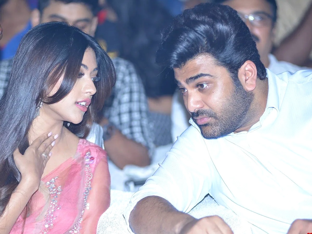 Grand Pre Release Event of Maha Samudram Photo Gallery - Sakshi8