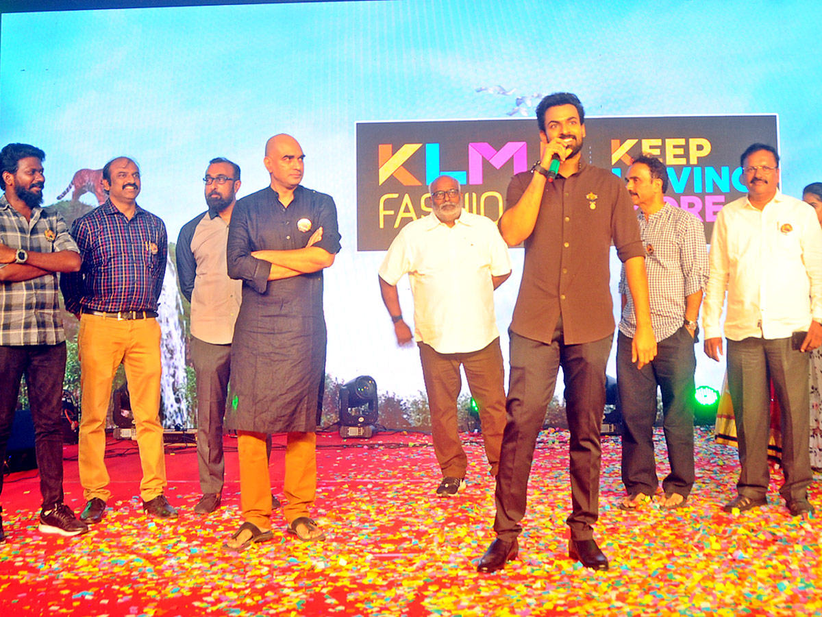 Best photos of the week October 10 to October 17, 2021 Photo Gallery - Sakshi19