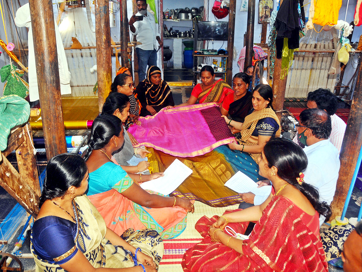 Best photos of the week October 10 to October 17, 2021 Photo Gallery - Sakshi23