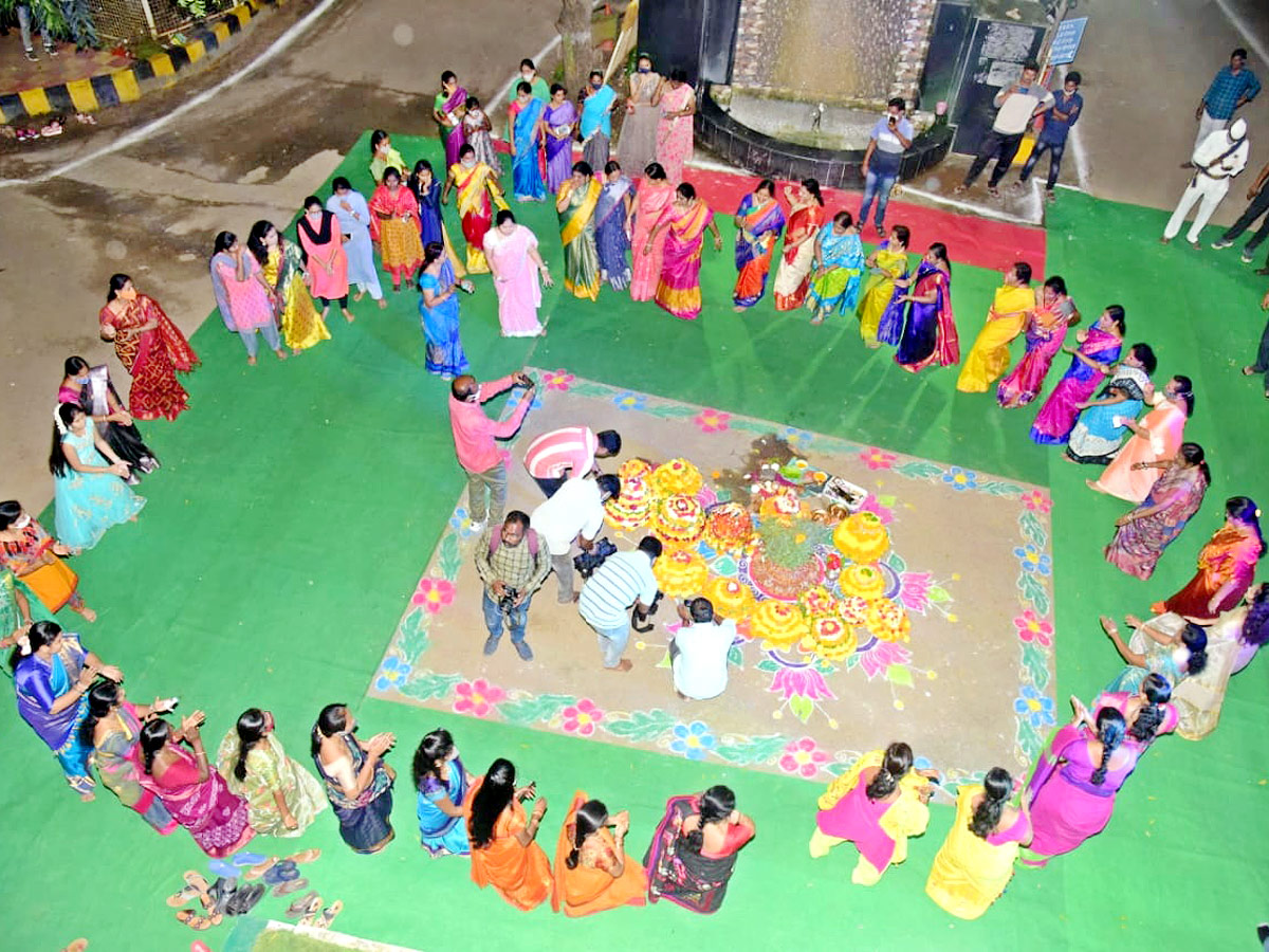 Best photos of the week October 10 to October 17, 2021 Photo Gallery - Sakshi24