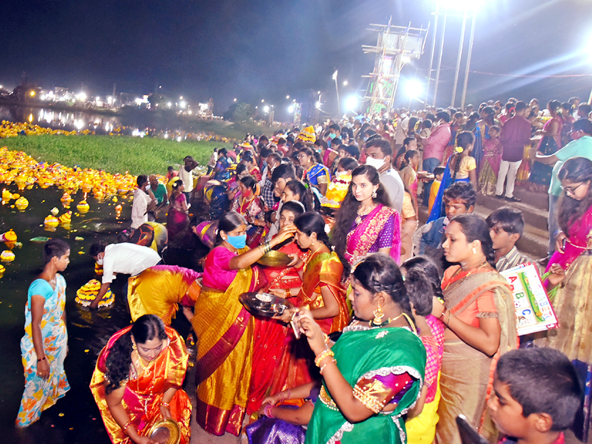 Best photos of the week October 17 to October 24, 2021 Photo Gallery - Sakshi25