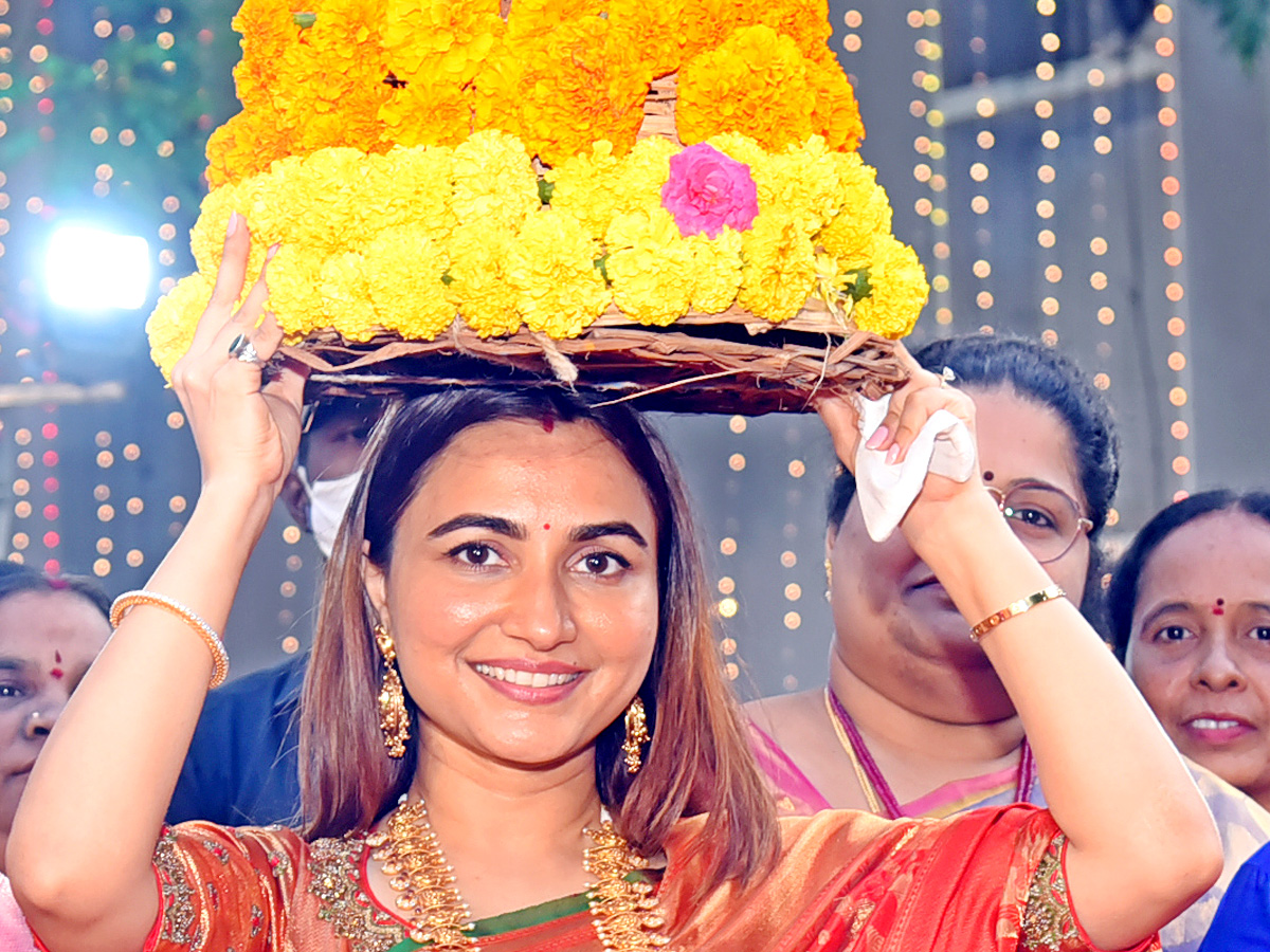 Best photos of the week October 17 to October 24, 2021 Photo Gallery - Sakshi27
