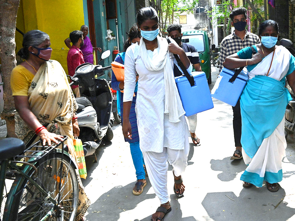 100 Crore Vaccination in India - Sakshi34
