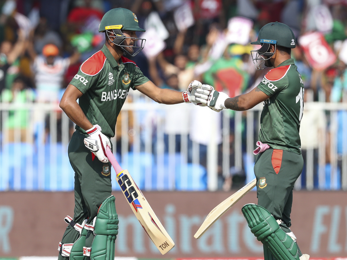 Sri Lanka won by 5 Wickets with Bangladesh Photo Gallery - Sakshi13