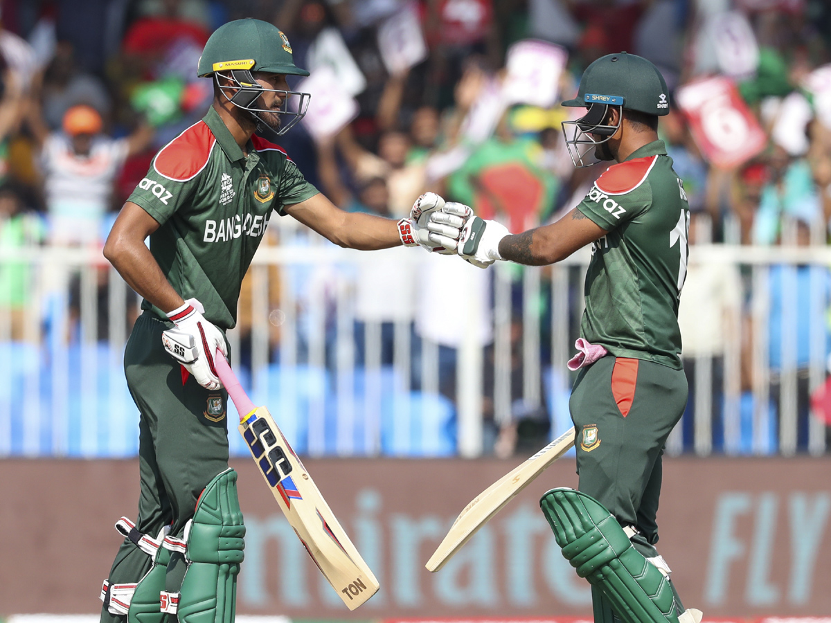 Sri Lanka won by 5 Wickets with Bangladesh Photo Gallery - Sakshi22