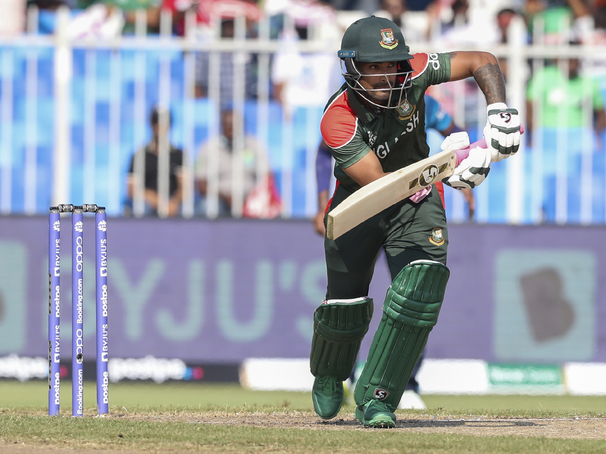 Sri Lanka won by 5 Wickets with Bangladesh Photo Gallery - Sakshi14