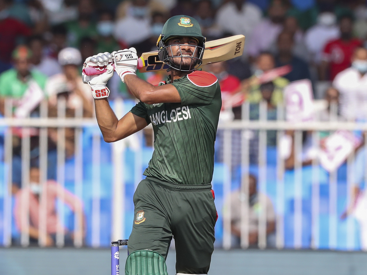 Sri Lanka won by 5 Wickets with Bangladesh Photo Gallery - Sakshi18