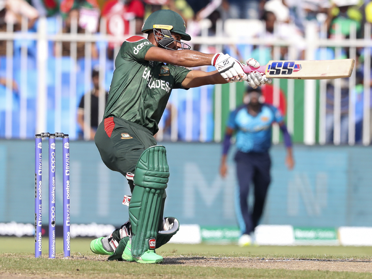 Sri Lanka won by 5 Wickets with Bangladesh Photo Gallery - Sakshi20