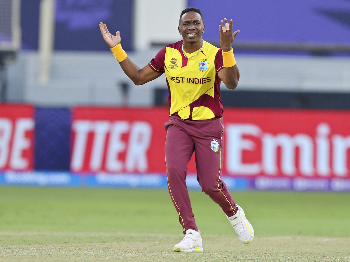 South Africa beat West Indies by 8 wickets Photo Gallery - Sakshi10