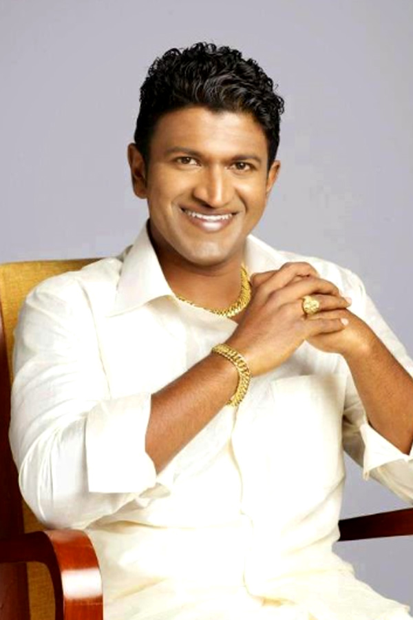 Kannada Super Star Puneeth Rajkumar Passed Away - Sakshi13