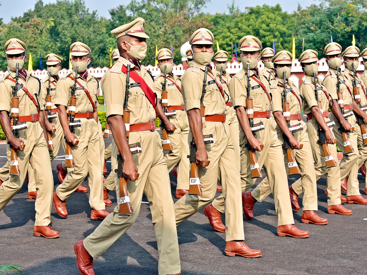 Hyderabad:The 34th batch of Assistant Commandants of CISF - Sakshi25
