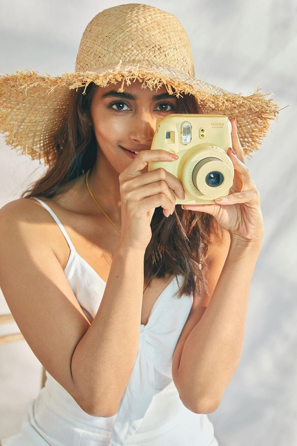 Photos : Pooja Hegde Viral Pics In social media - Sakshi3