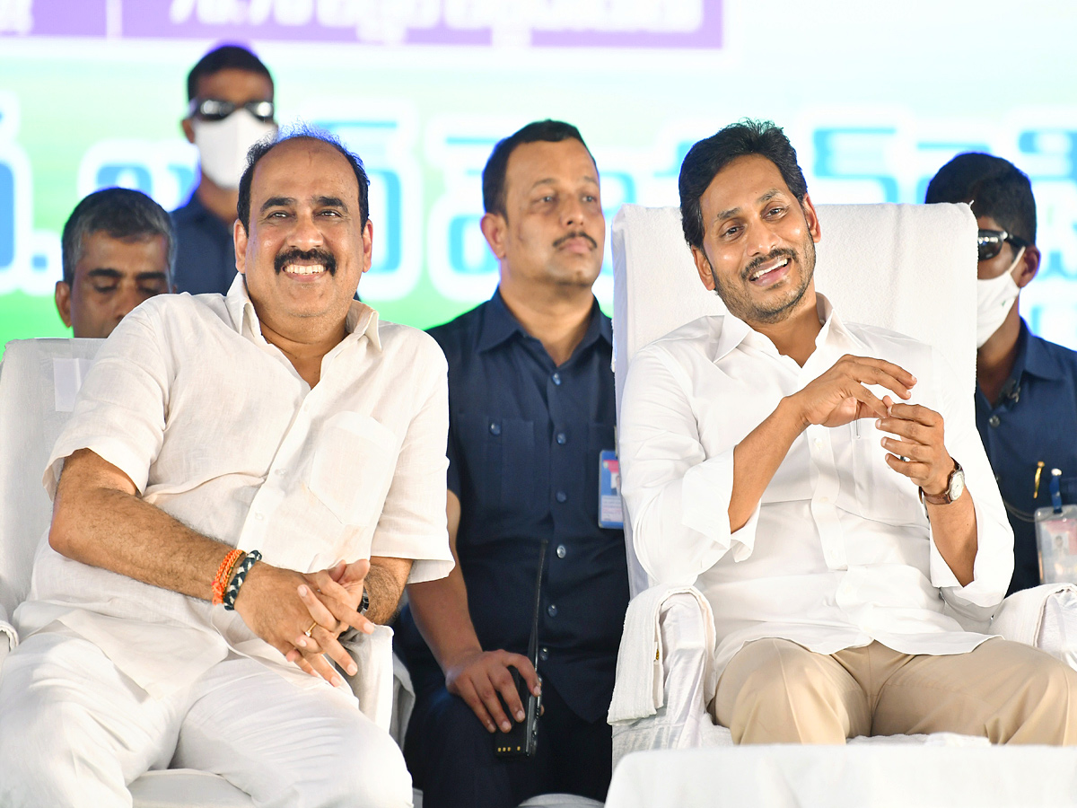 The Second Installment Of YSR‌ Asara Launched by CM Photo Gallery  - Sakshi24