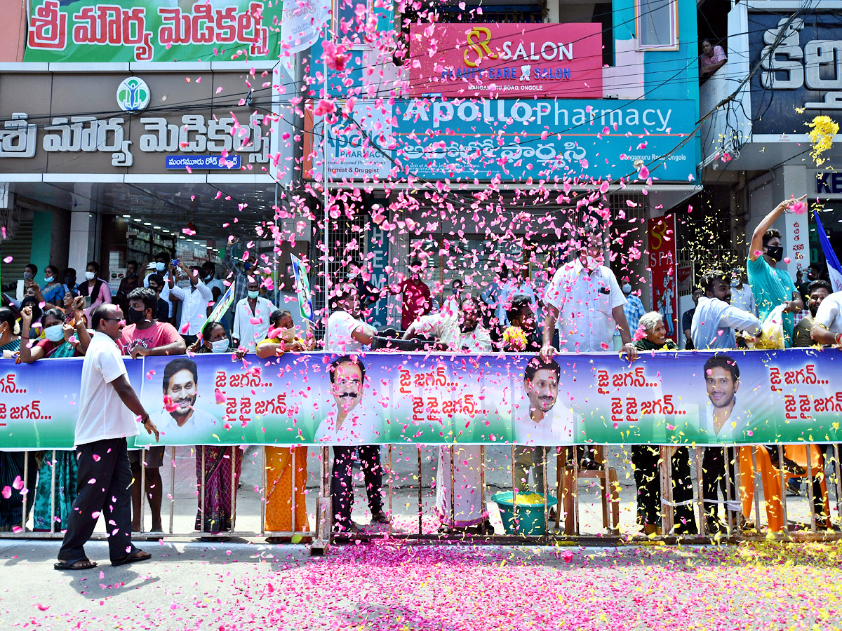 The Second Installment Of YSR‌ Asara Launched by CM Photo Gallery  - Sakshi23