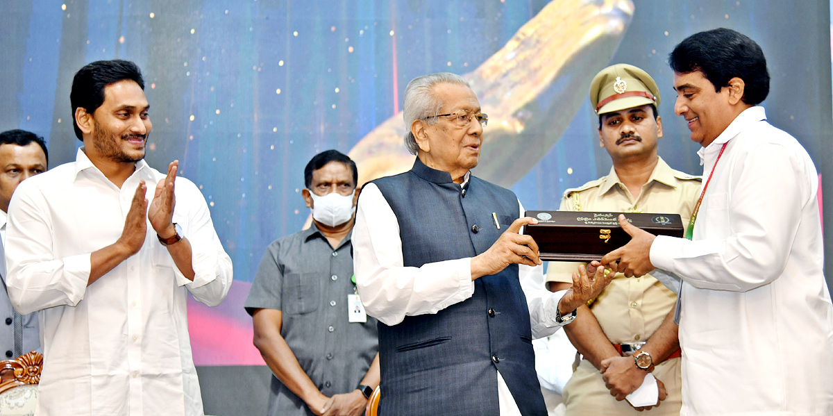 YSR Lifetime Achievement Awards 2021 Ceremony Program - Sakshi28