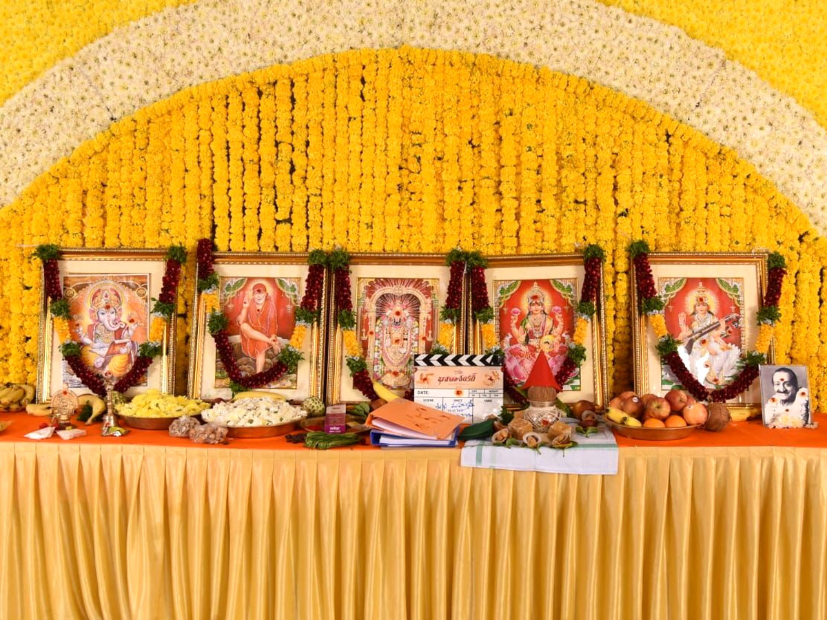 Chiranjeevi Bhola Shankar Movie Pooja Ceremony Photo Gallery - Sakshi5