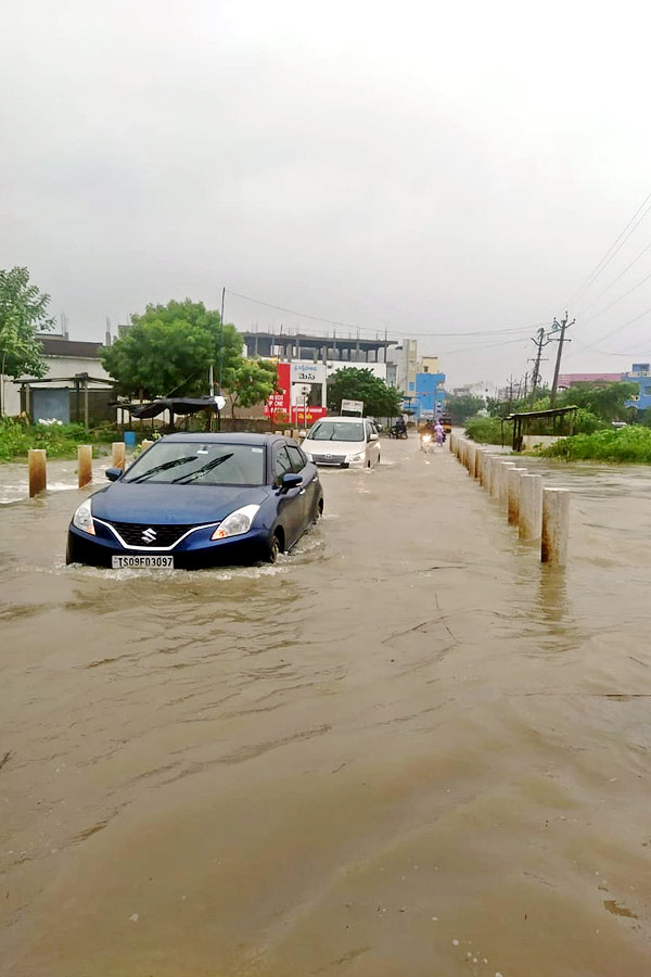 Heavy Rainfall At Tirupati In Chittoor Photo Gallery - Sakshi34