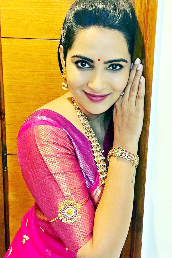 Big Boss Beauty Himaja Birthday Special Photo Gallery - Sakshi13