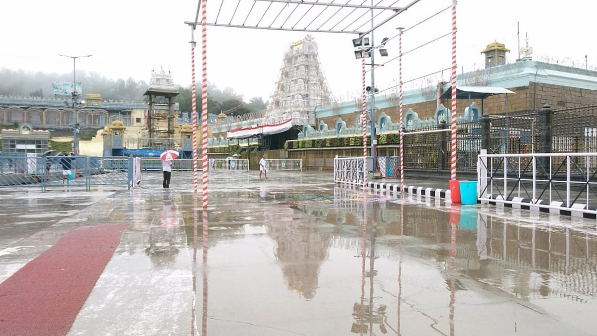 Heavy Rain In Tirupati - Sakshi5