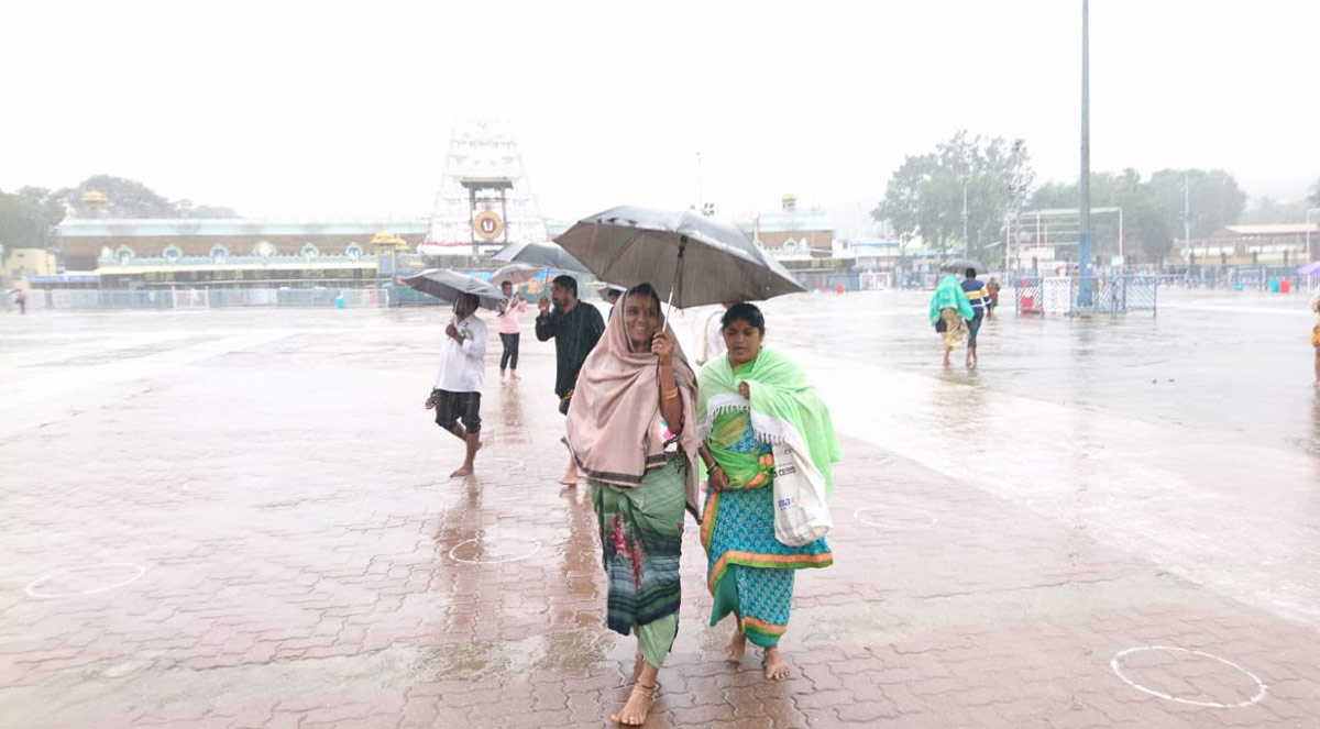 Heavy Rain In Tirupati - Sakshi6