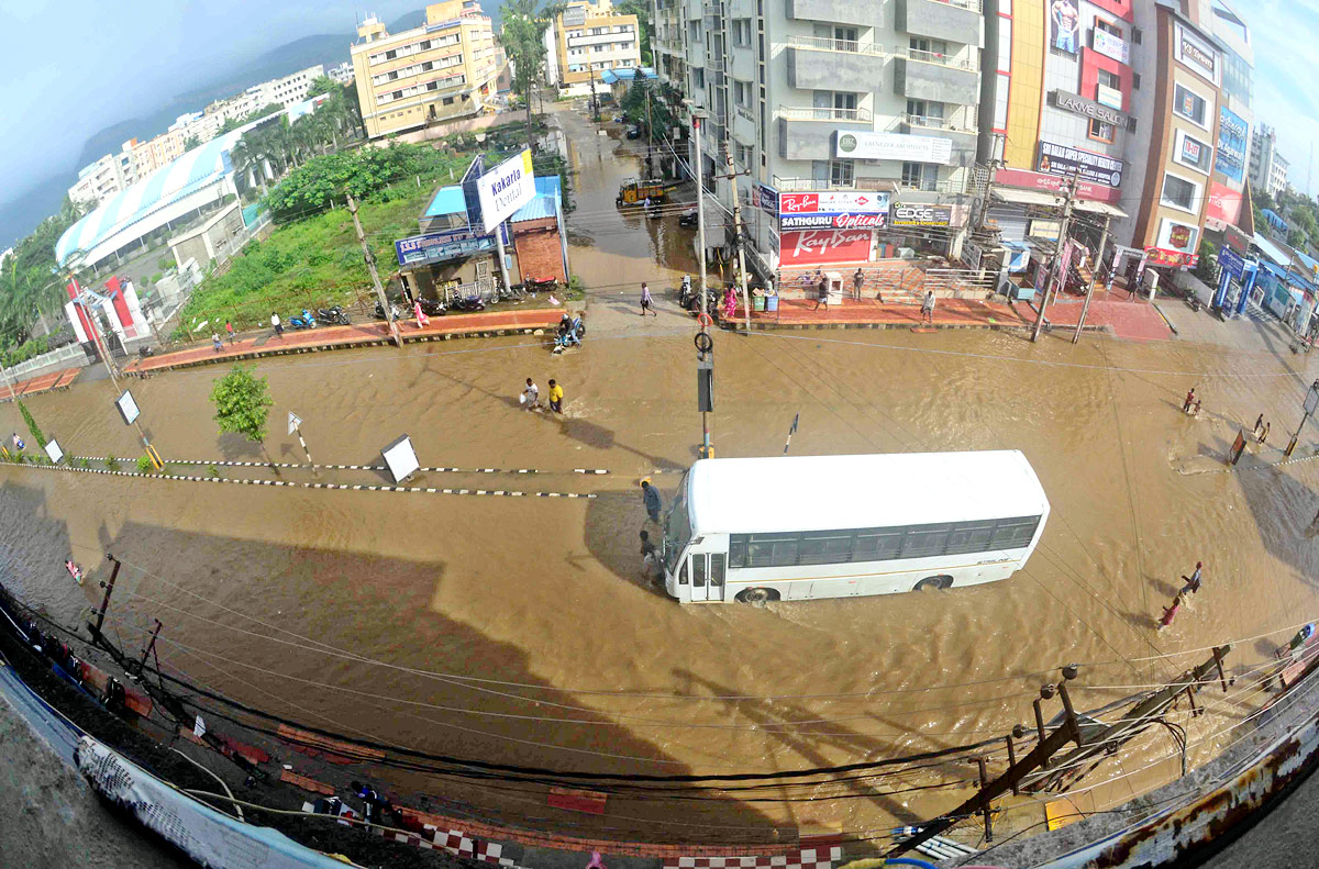 Heavy Rain In Tirupati - Sakshi14