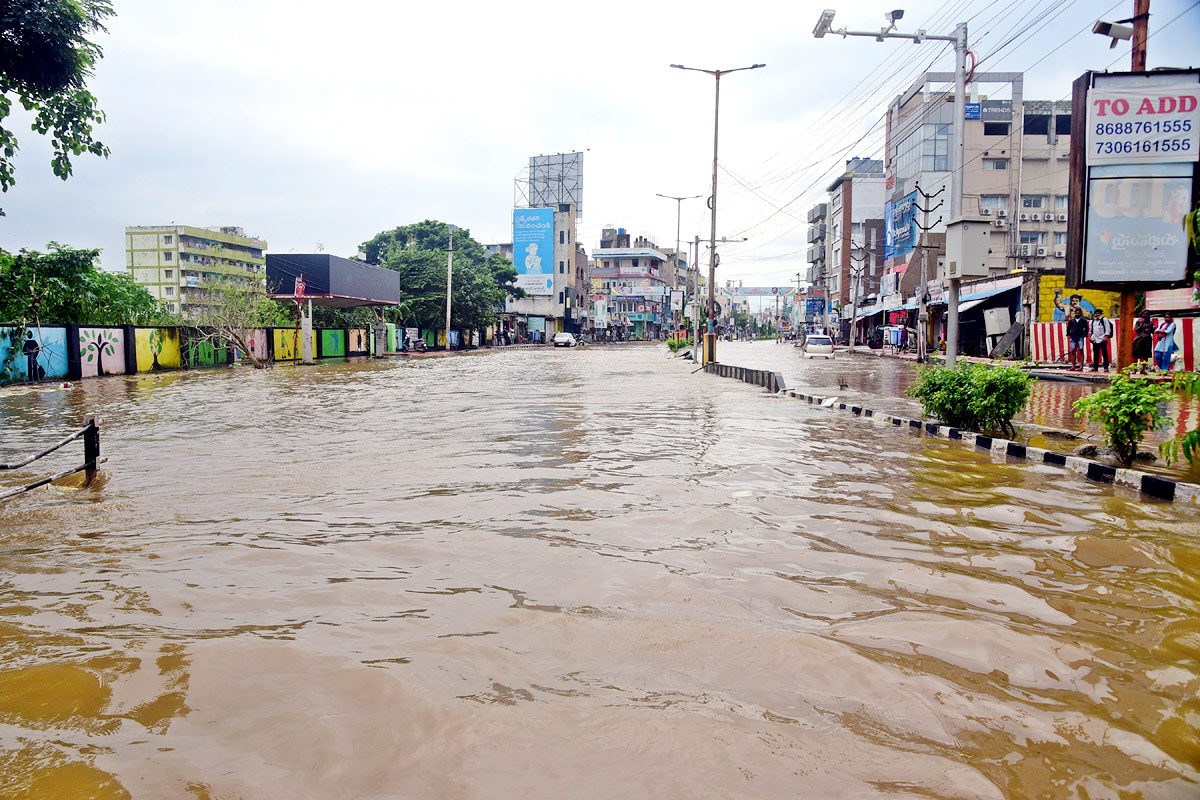 Heavy Rain In Tirupati - Sakshi27