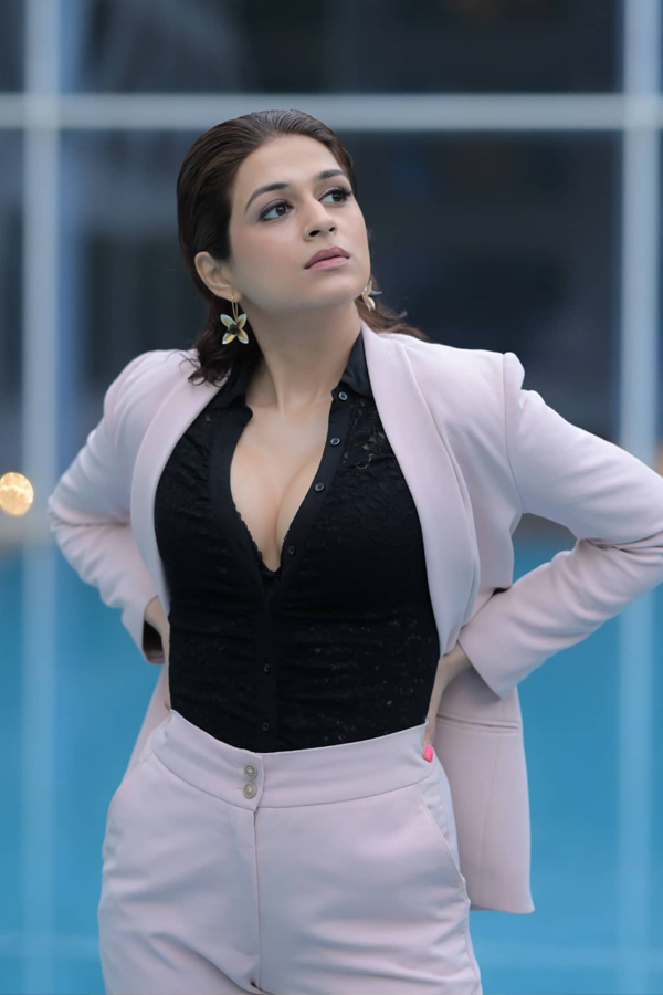 Shraddha Das Latest Images And Photos - Sakshi20