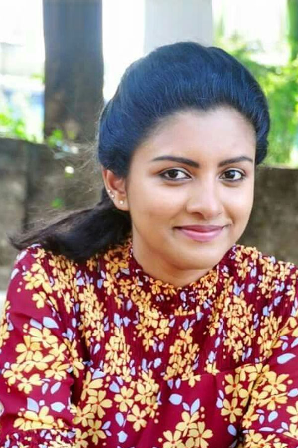 Jaibhim Sinathalli Lizomol Josi Photo Gallery - Sakshi18